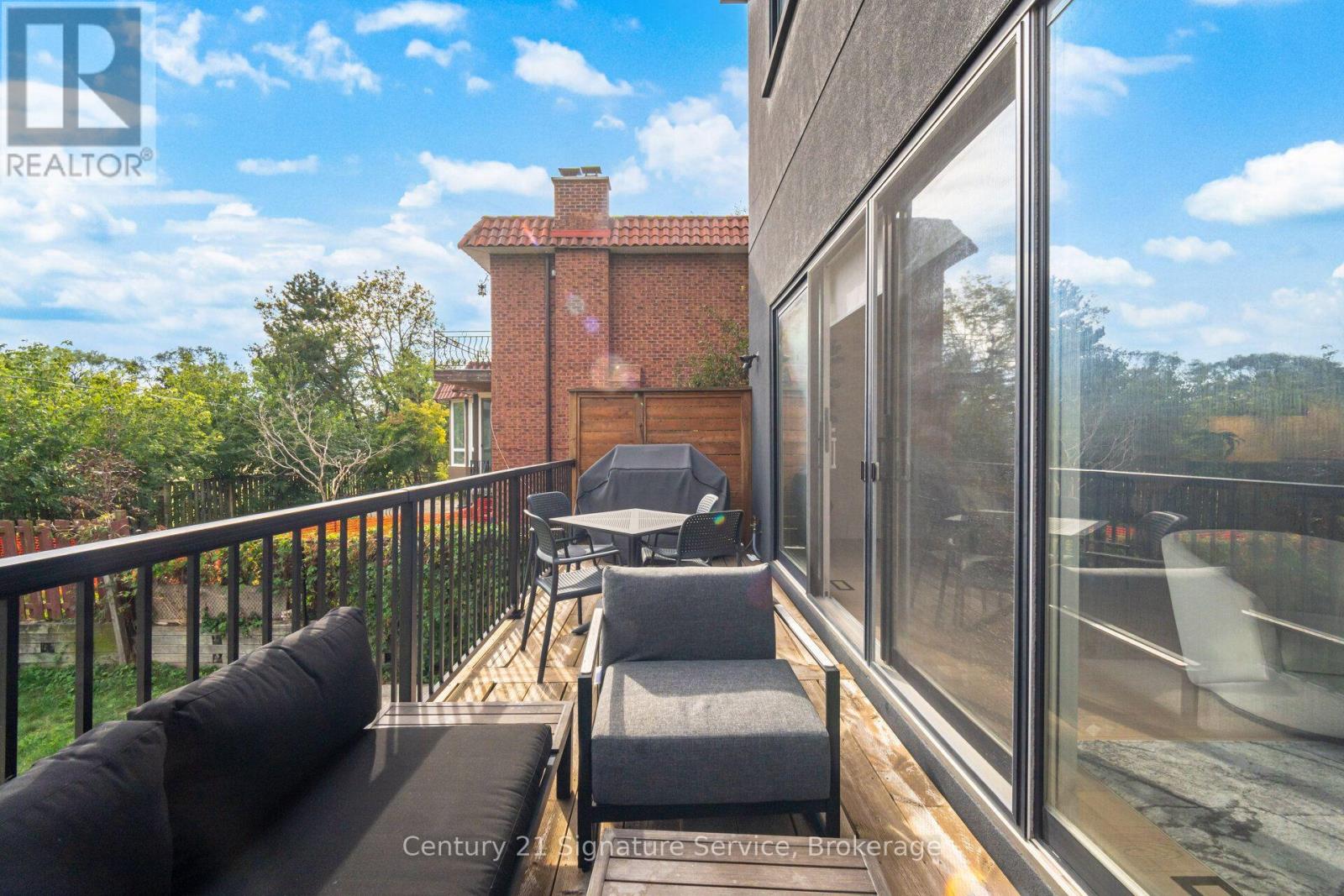 273c Ranee Avenue, Toronto, Ontario  M6A 1N7 - Photo 48 - W13834076