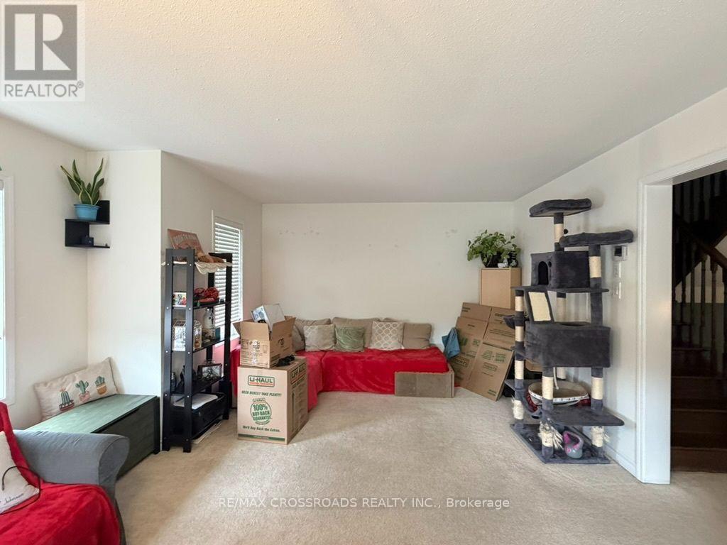 205 Remembrance Road, Brampton, Ontario  L7A 4P3 - Photo 6 - W13834078