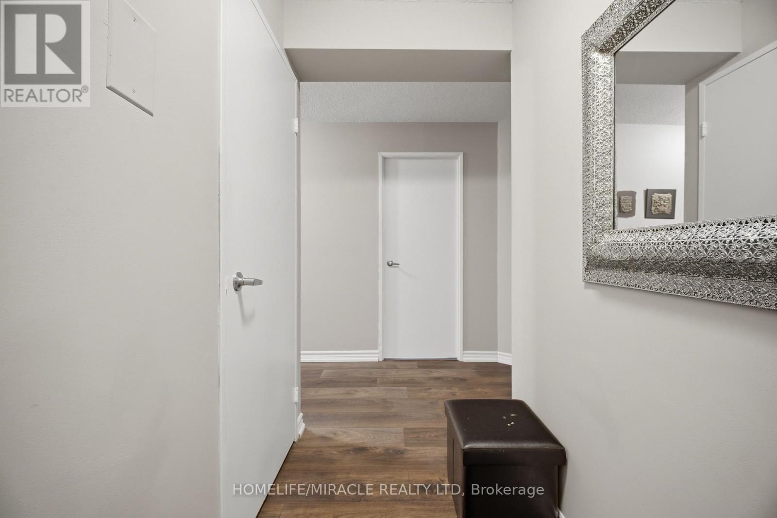 209 - 1320 Mississauga Valley Boulevard, Mississauga, Ontario  L5A 3S9 - Photo 11 - W13834090