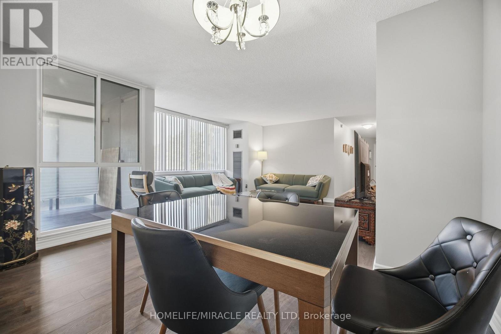 209 - 1320 Mississauga Valley Boulevard, Mississauga, Ontario  L5A 3S9 - Photo 15 - W13834090