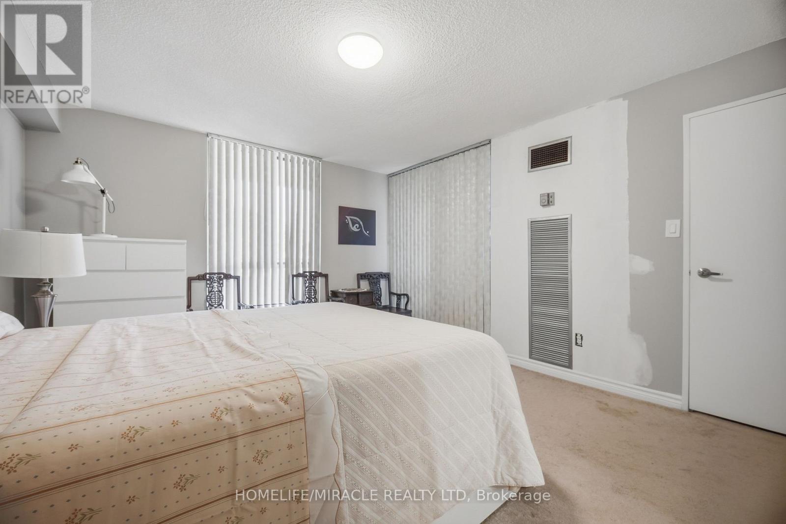 209 - 1320 Mississauga Valley Boulevard, Mississauga, Ontario  L5A 3S9 - Photo 28 - W13834090