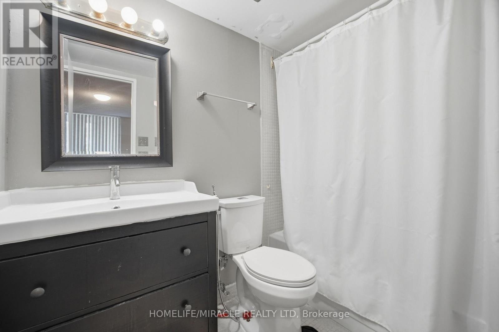 209 - 1320 Mississauga Valley Boulevard, Mississauga, Ontario  L5A 3S9 - Photo 30 - W13834090