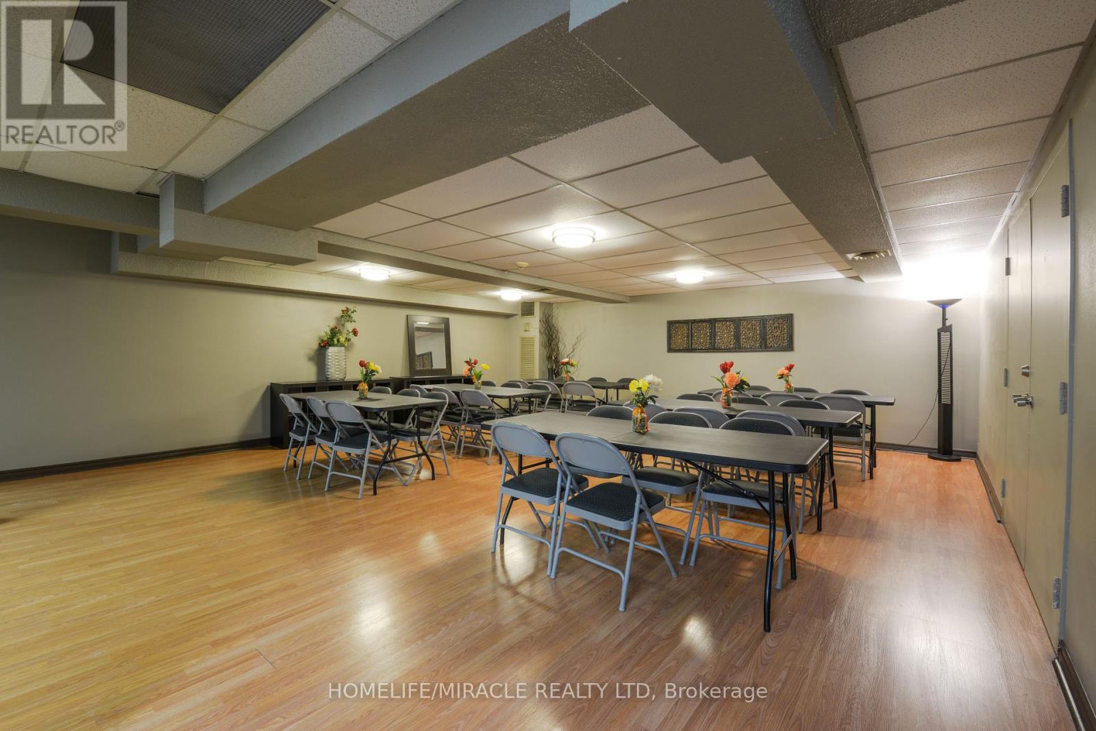 209 - 1320 Mississauga Valley Boulevard, Mississauga, Ontario  L5A 3S9 - Photo 43 - W13834090