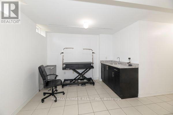 31 Davenfield Circle, Brampton, Ontario  L6P 4M2 - Photo 20 - W13834160