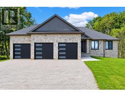 3 KINGS LANE, Brant, Ontario