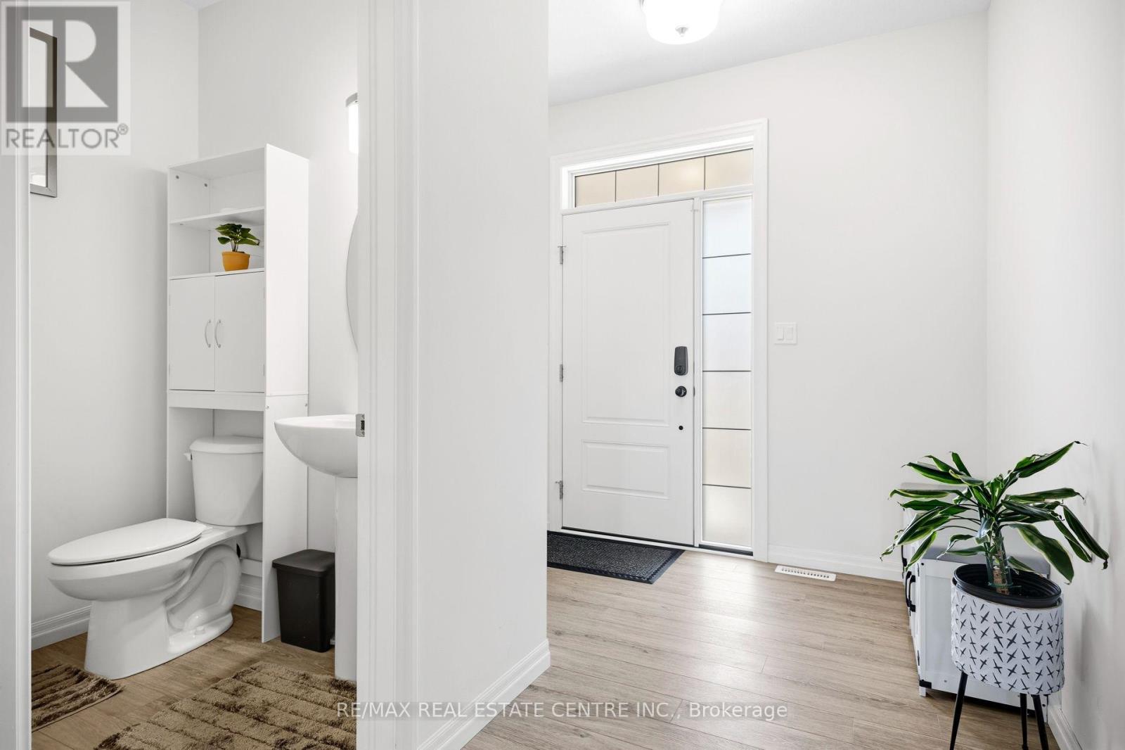 40 Canary Street, Tillsonburg, Ontario  N4G 0K3 - Photo 4 - X13816160