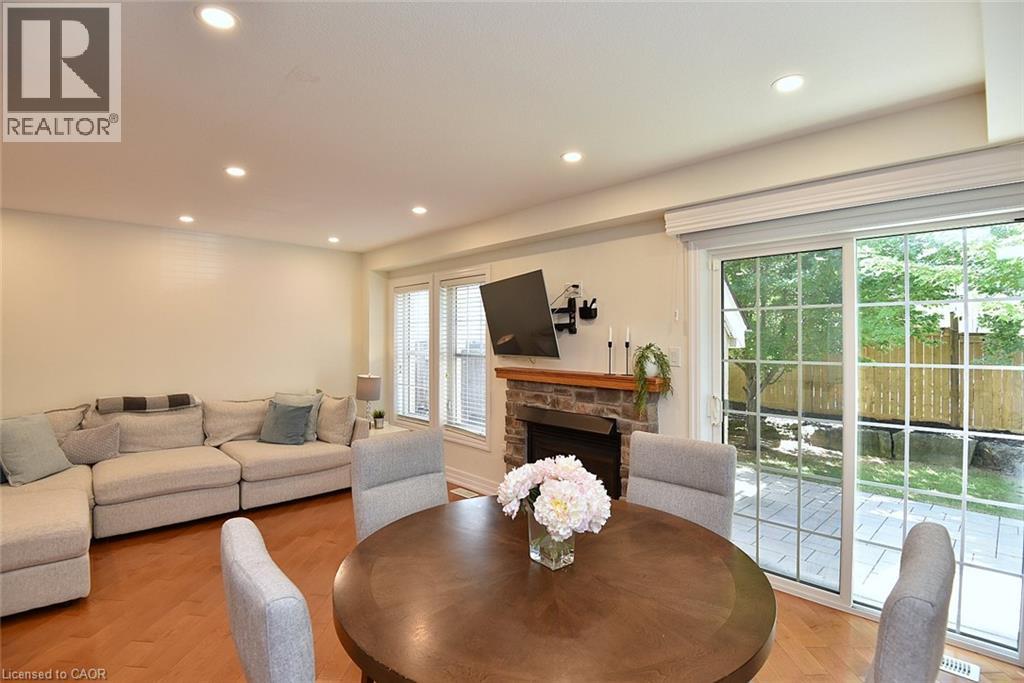 89 Blue Sky Trail, Waterdown, Ontario  L0R 2H8 - Photo 17 - 40864872