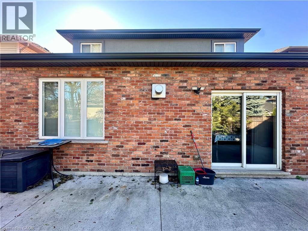 5 Arden Avenue, Hamilton, Ontario  L8H 7C2 - Photo 3 - 40866974