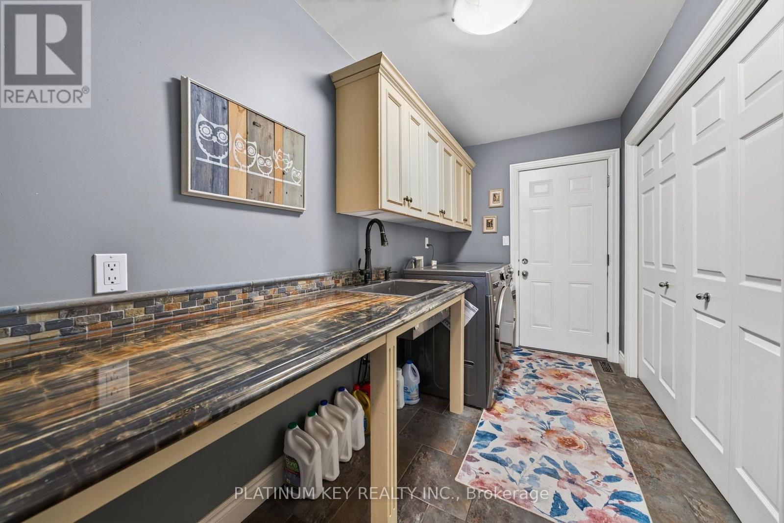 9 Ronald Bloore Drive, Sarnia, Ontario  N7W 1C5 - Photo 25 - X13834226