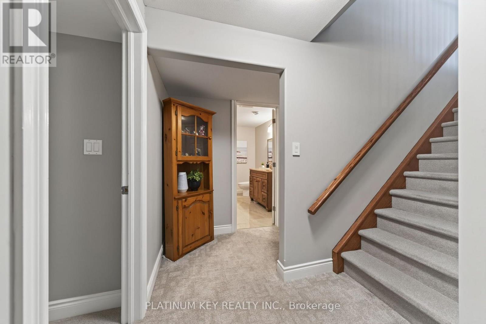 9 Ronald Bloore Drive, Sarnia, Ontario  N7W 1C5 - Photo 26 - X13834226