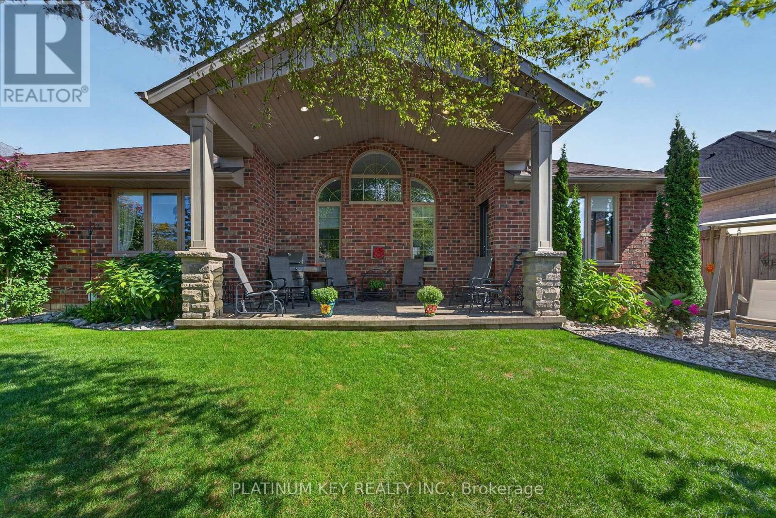 9 Ronald Bloore Drive, Sarnia, Ontario  N7W 1C5 - Photo 37 - X13834226