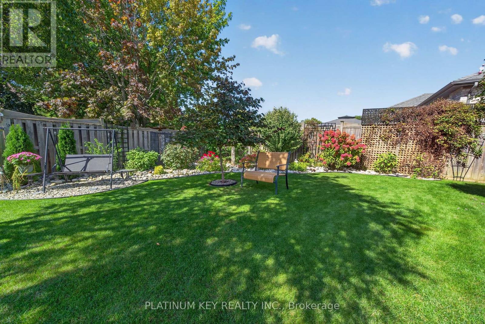 9 Ronald Bloore Drive, Sarnia, Ontario  N7W 1C5 - Photo 40 - X13834226