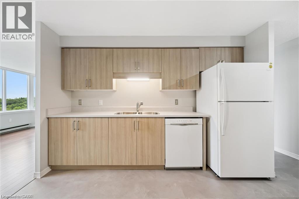 35 Green Valley Drive Unit# 1603, Kitchener, Ontario  N2P 2A5 - Photo 6 - 40864268