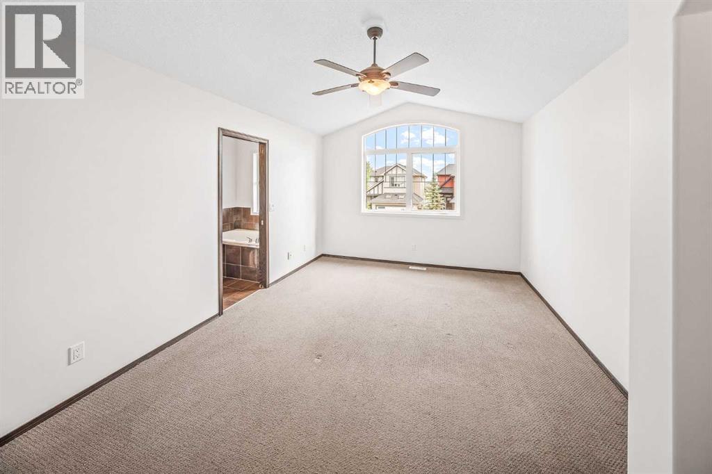 137 Sage Valley Close NW