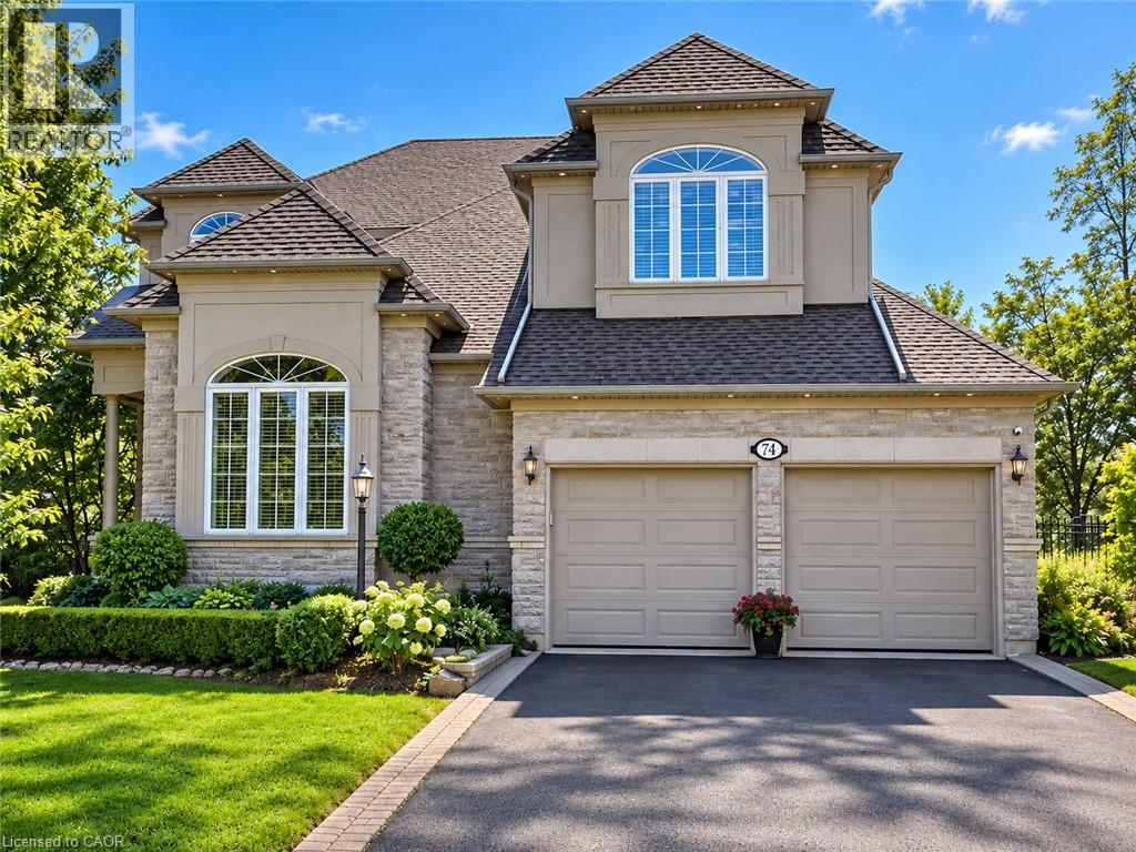 74 DAVIDSON Boulevard, Dundas, Ontario