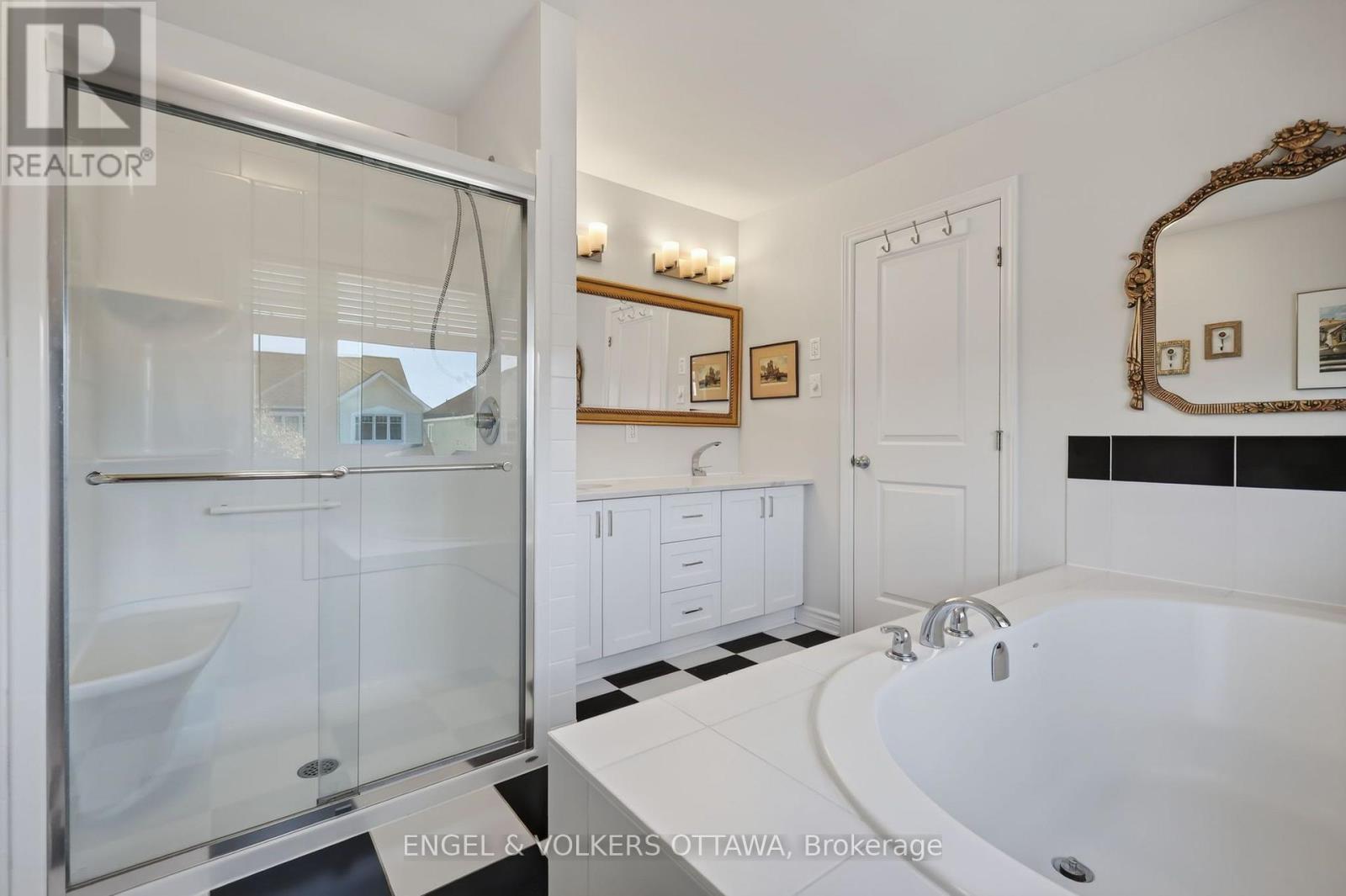 715 Bunchberry Way, Ottawa, Ontario  K1T 0J8 - Photo 22 - X13834268