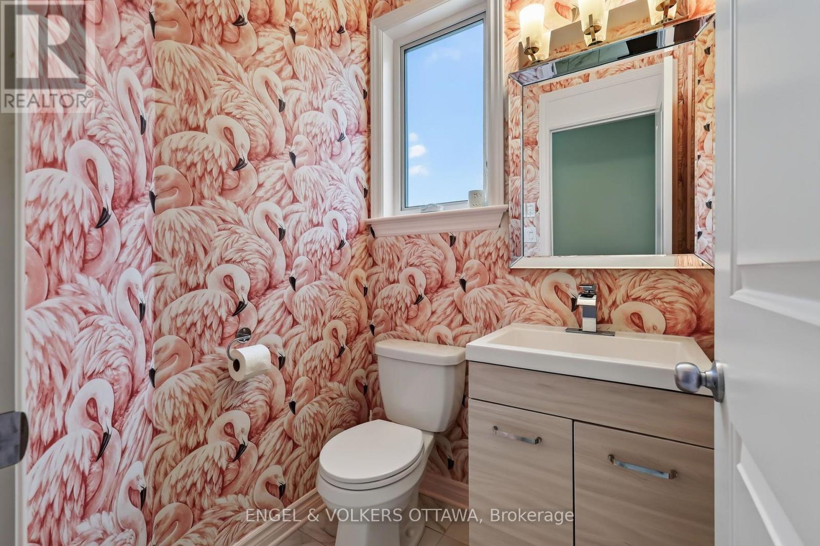 715 Bunchberry Way, Ottawa, Ontario  K1T 0J8 - Photo 4 - X13834268
