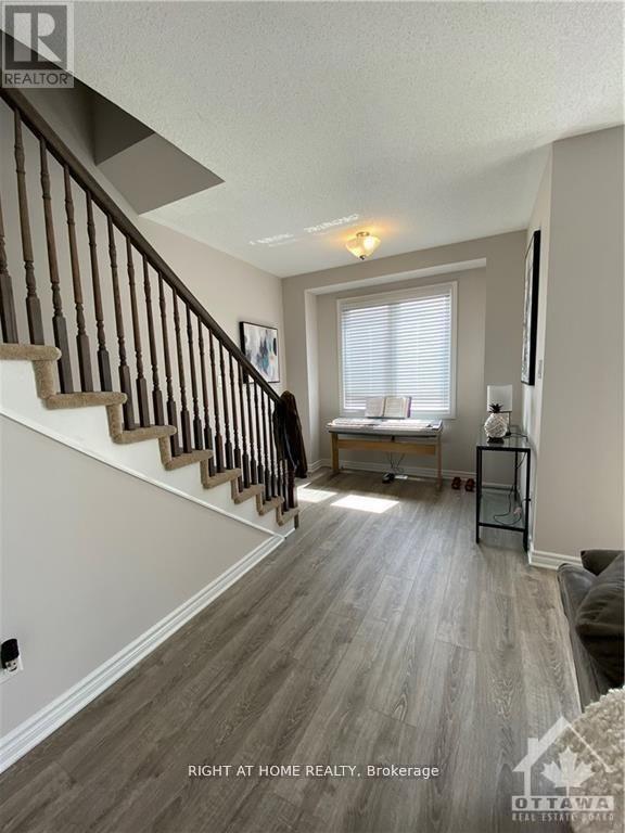 166 Pictou Crescent, Ottawa, Ontario  K2V 0R2 - Photo 8 - X13834342