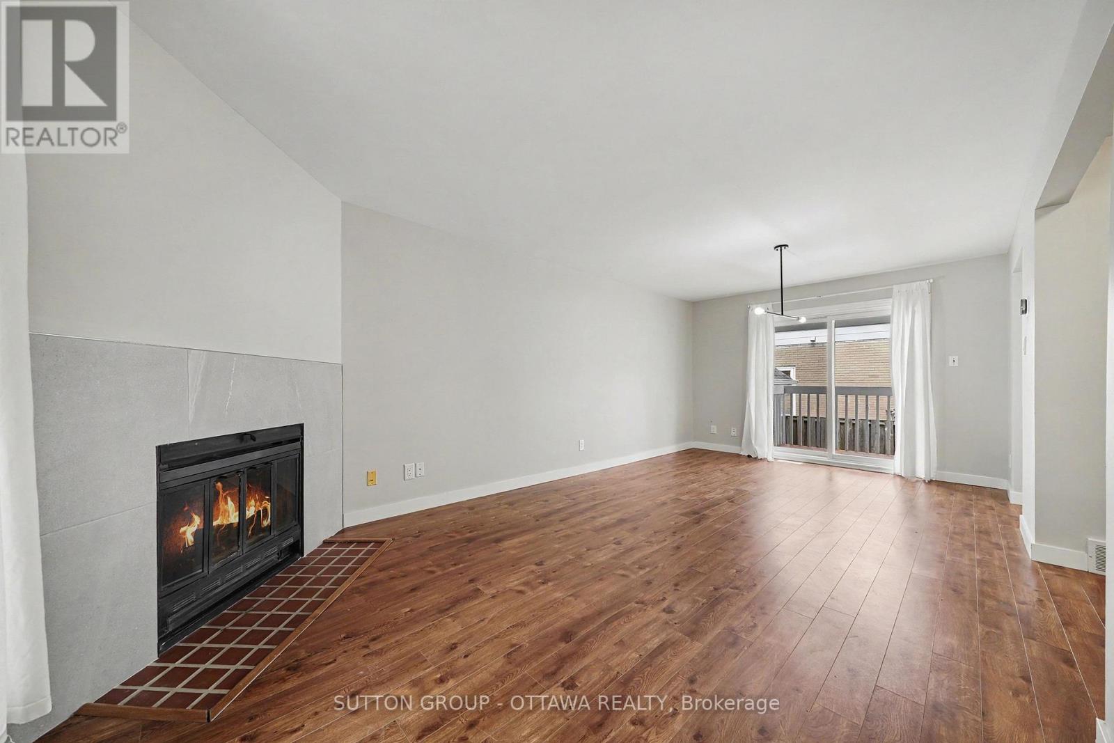 73 Scrivens Street, Ottawa, Ontario K2B 8N2 - Photo 5 - X13834386