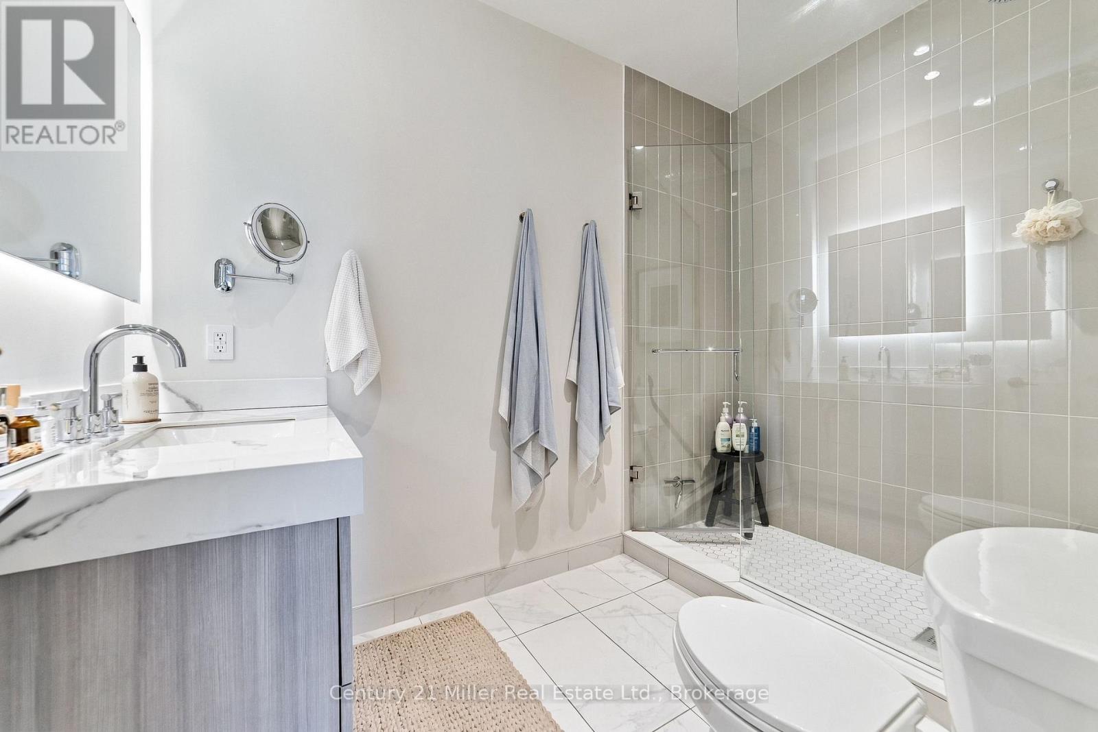 123 Maurice Drive, Oakville, Ontario  L6K 2W6 - Photo 21 - W13834300