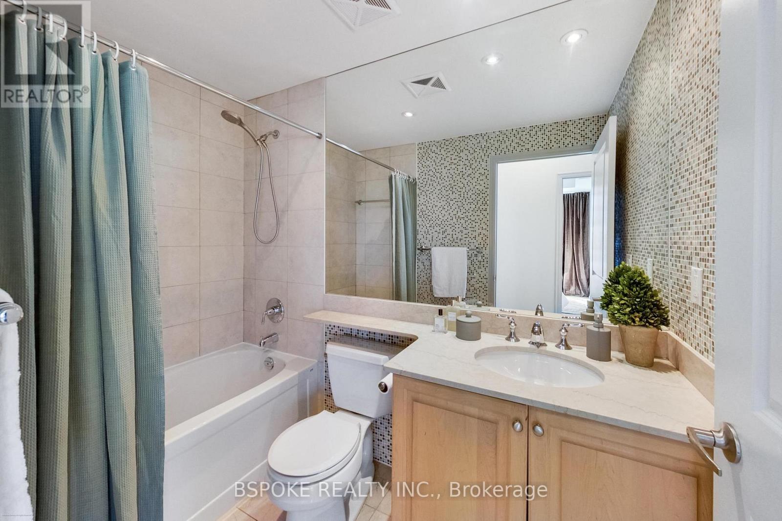 825 - 628 Fleet Street, Toronto, Ontario  M5V 1A8 - Photo 18 - C13834360