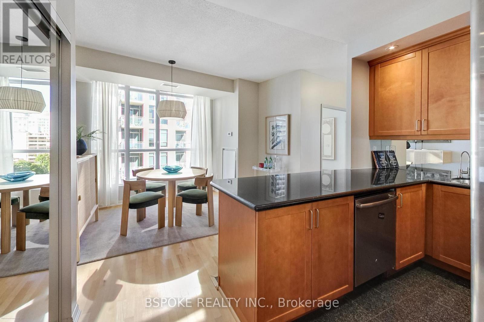 825 - 628 Fleet Street, Toronto, Ontario  M5V 1A8 - Photo 4 - C13834360