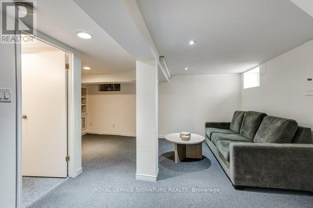 355 Wolverleigh Boulevard, Toronto, Ontario  M4C 1S7 - Photo 28 - E13834270