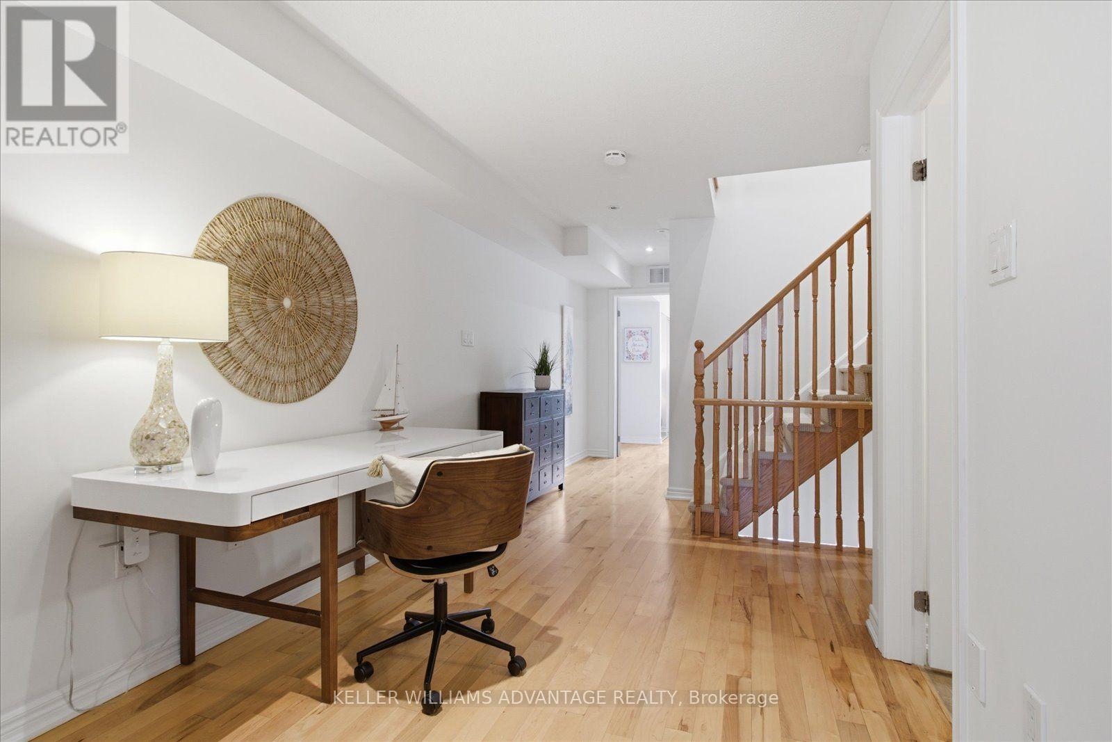 78 Woodbine Avenue, Toronto, Ontario  M4L 2A2 - Photo 17 - E13834326