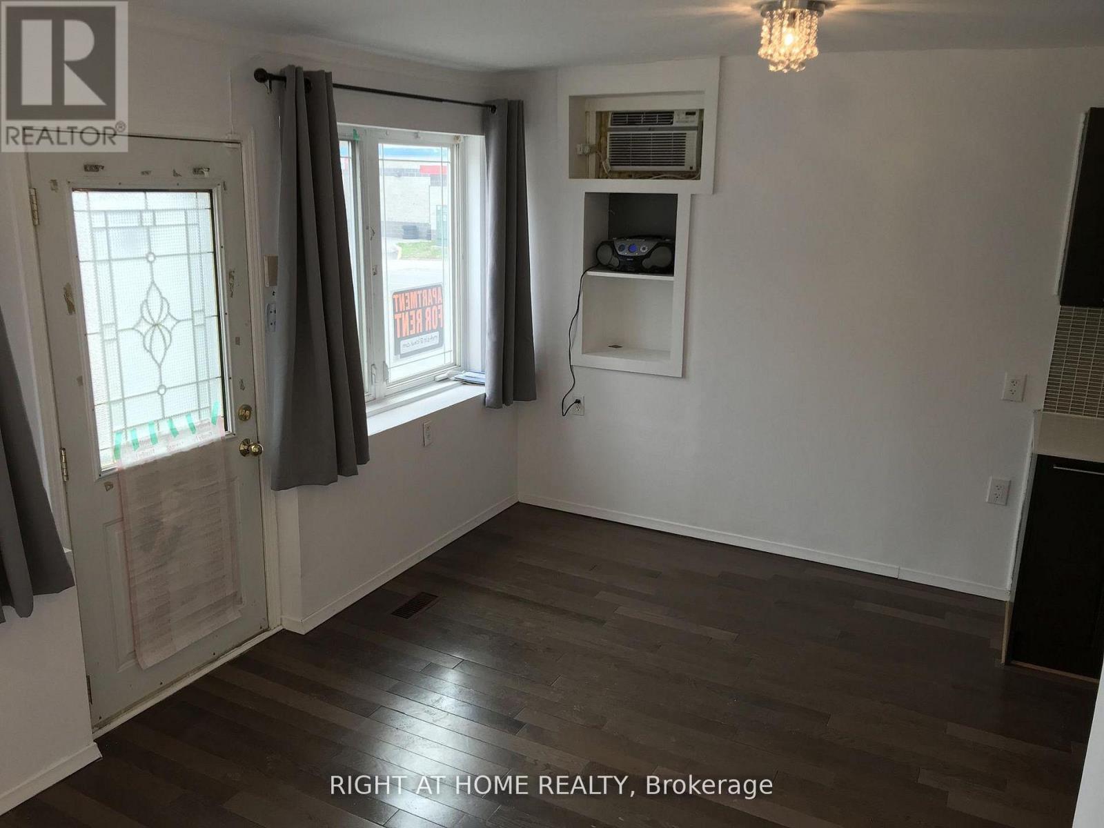104 Danforth Road, Toronto, Ontario  M1L 3W7 - Photo 6 - E13834350