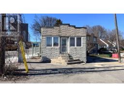 104 DANFORTH ROAD, Toronto, Ontario