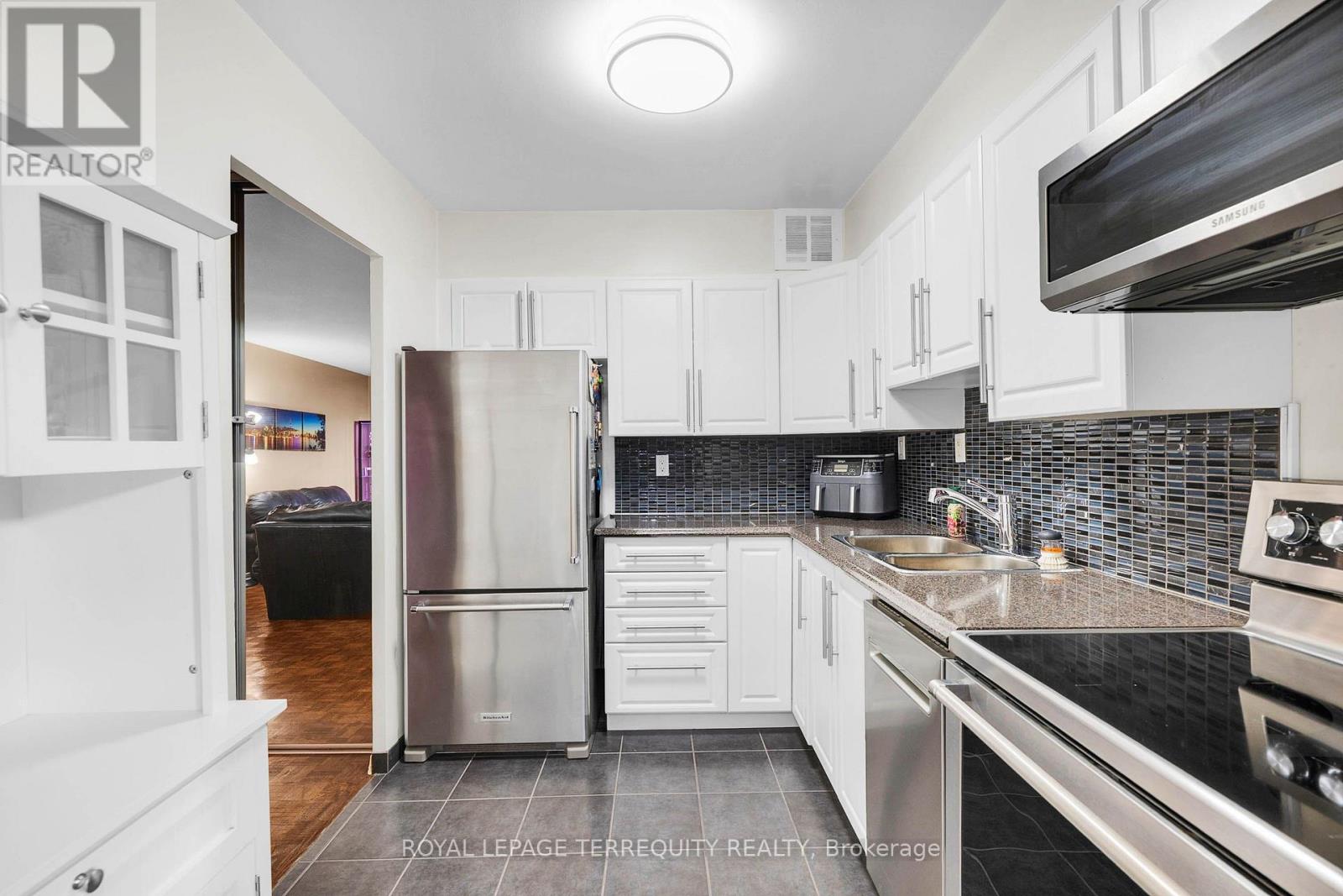 816 - 180 Markham Road, Toronto, Ontario  M1M 2Z9 - Photo 13 - E13834356