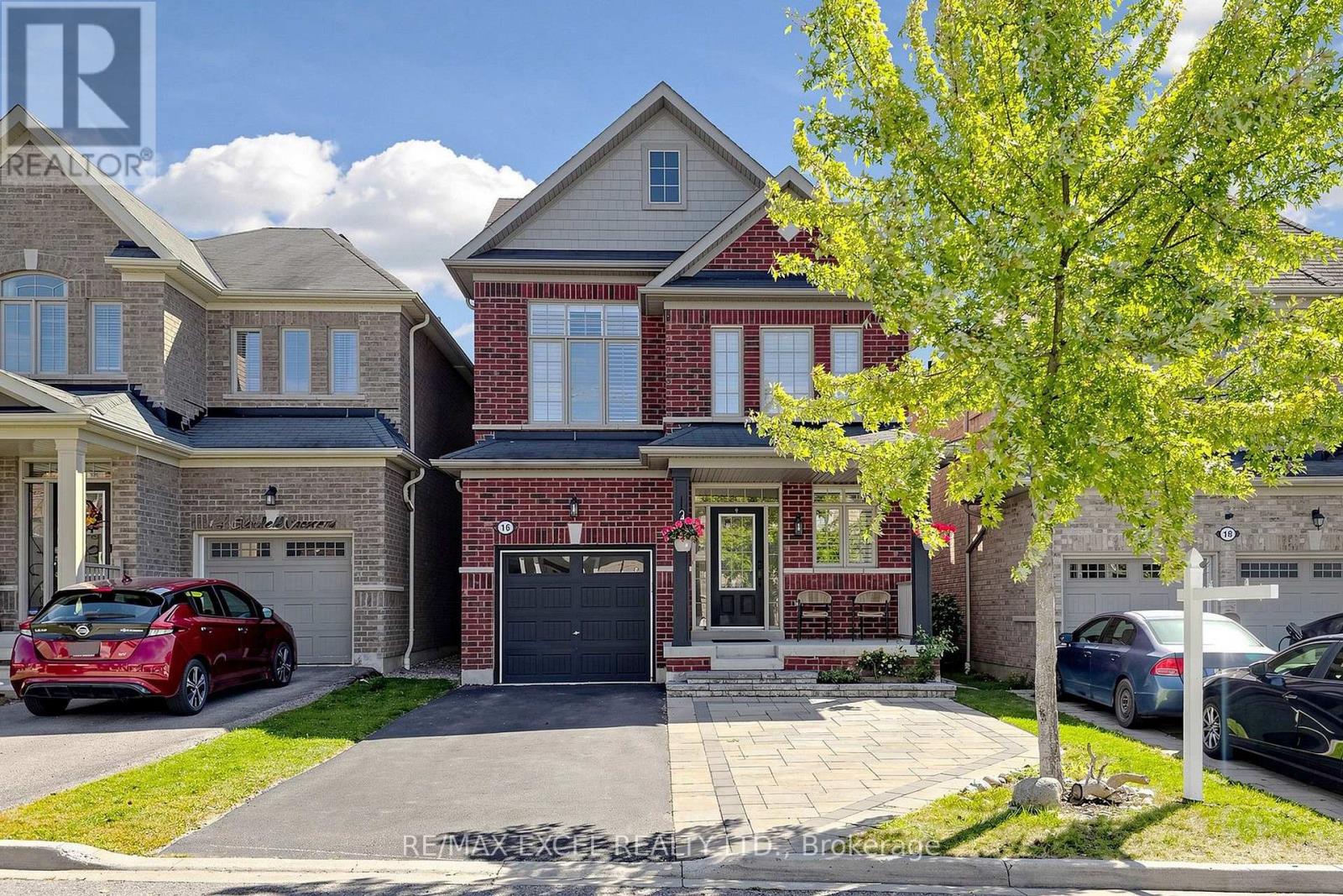16 Stockell Crescent, Ajax, Ontario  L1T 0M5 - Photo 1 - E13834374