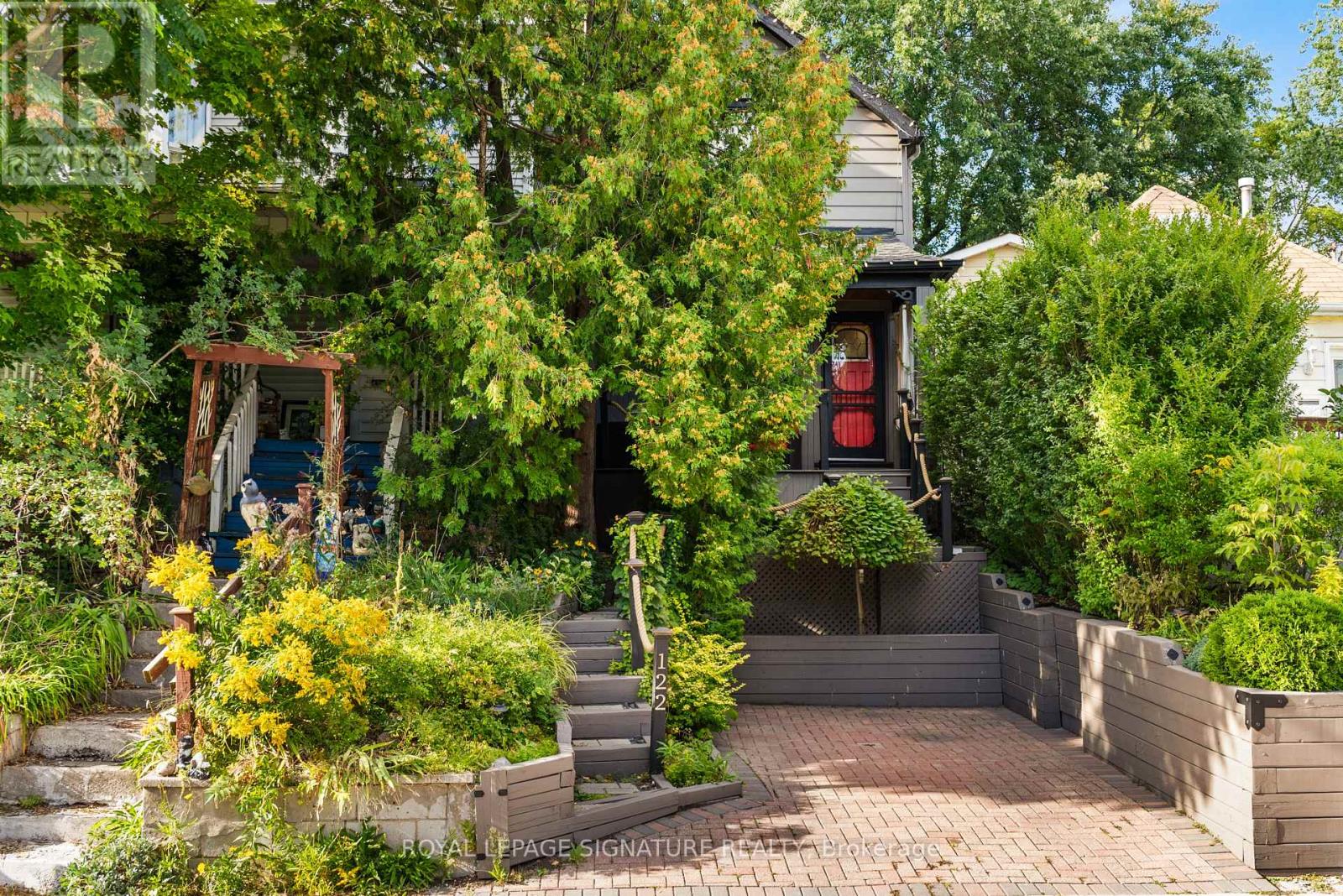 122 Duvernet Avenue, Toronto, Ontario  M4E 1V4 - Photo 4 - E13834384