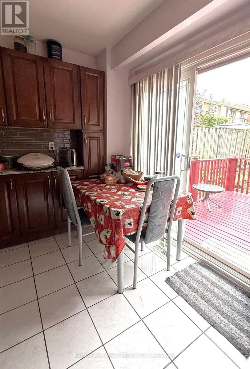 167 Placentia Boulevard, Toronto, Ontario  M1S 4G9 - Photo 5 - E13834392