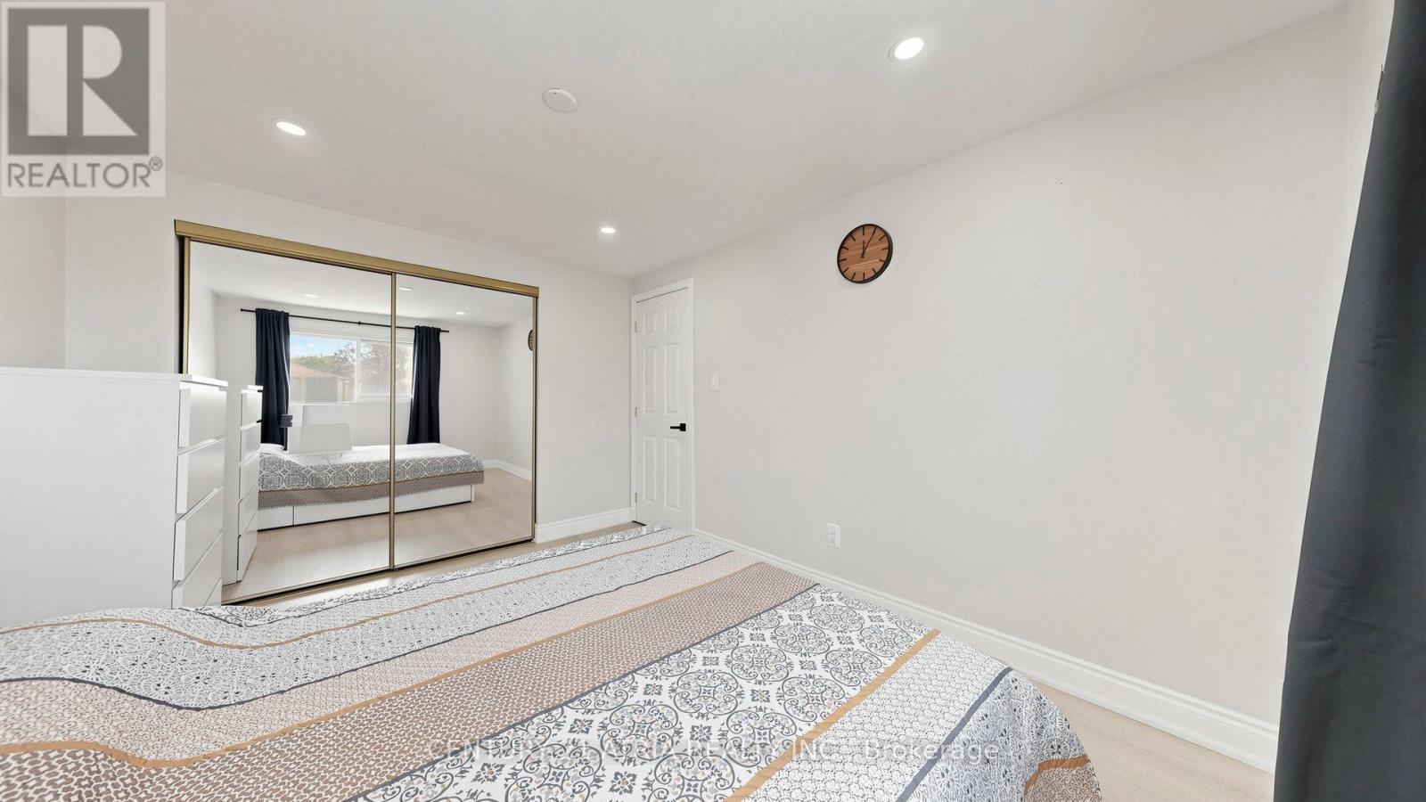 982 Renfrew Court, Oshawa (Lakeview), Ontario  L1J 6L2 - Photo 21 - E13834400