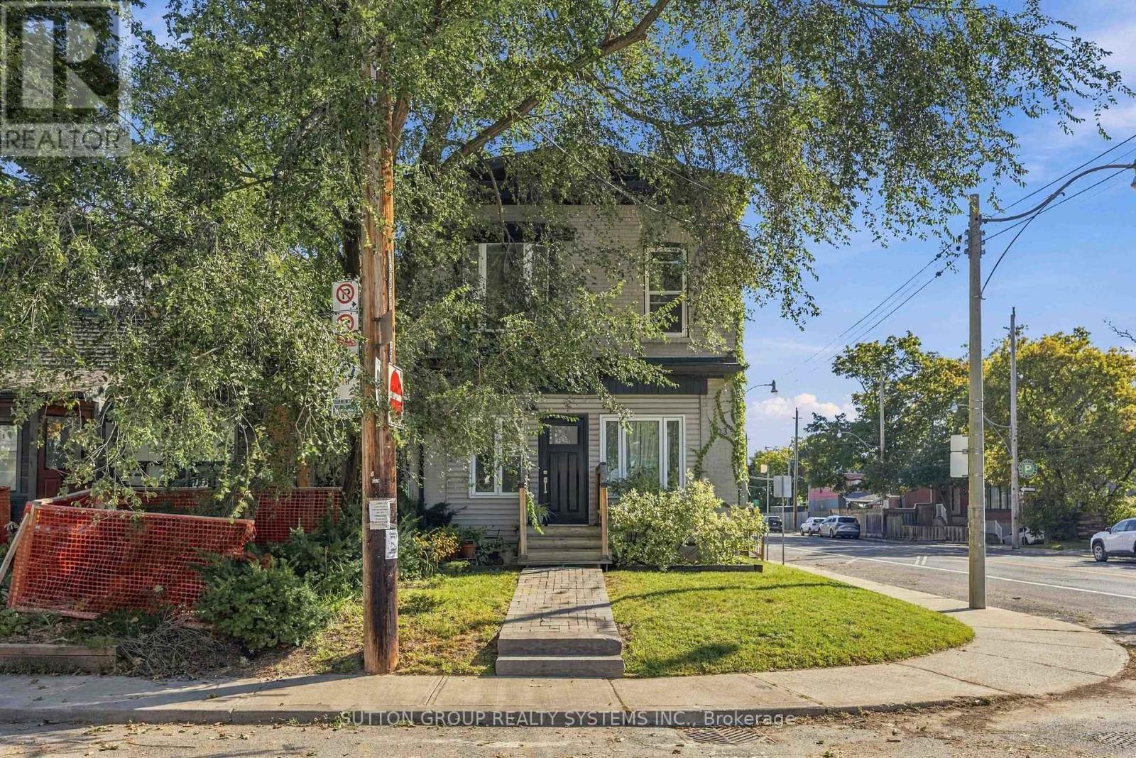 LOWER - 103 ASHDALE AVENUE, Toronto, Ontario