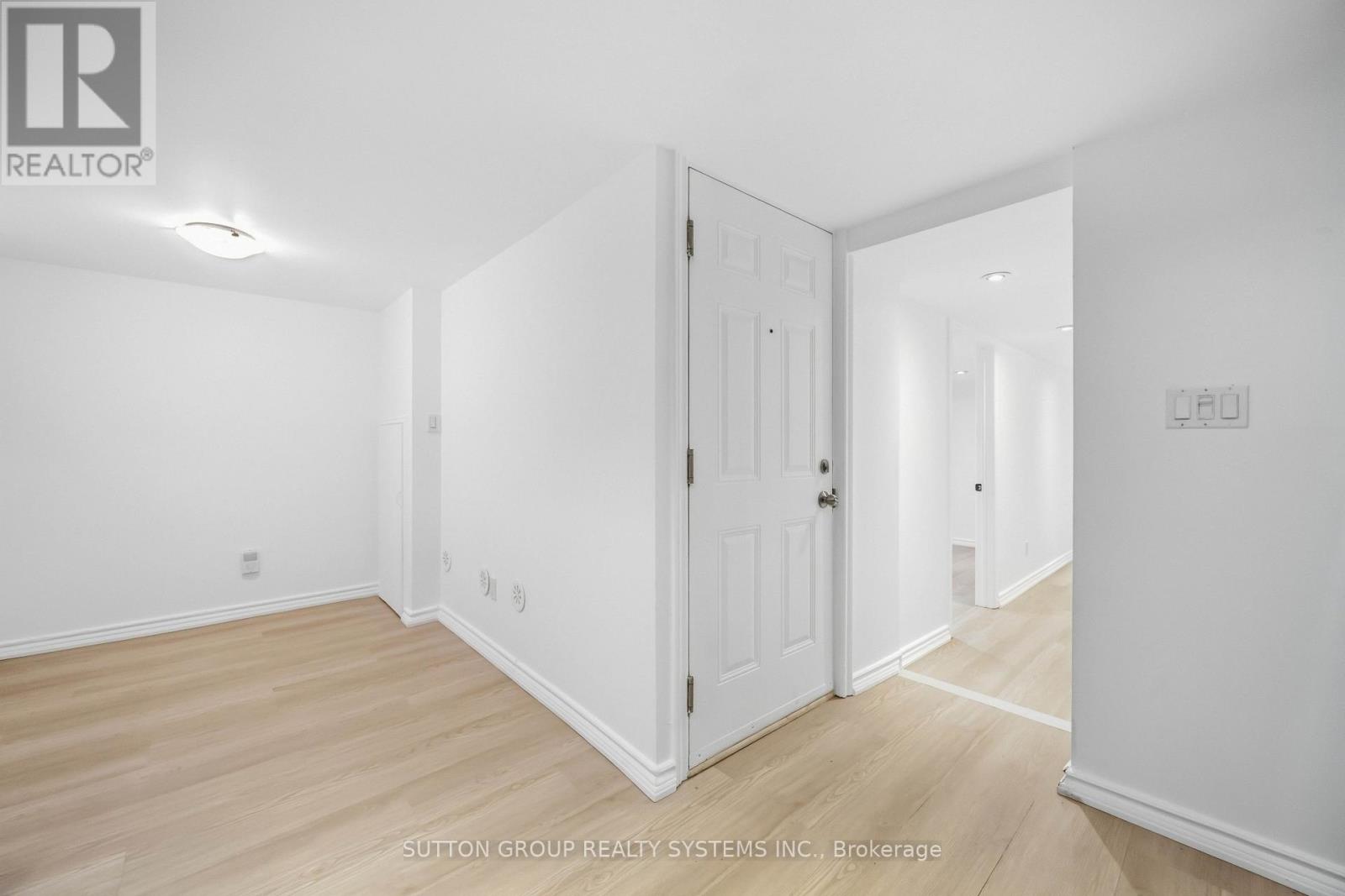 Lower - 103 Ashdale Avenue, Toronto, Ontario  M4L 2Y8 - Photo 3 - E13834414