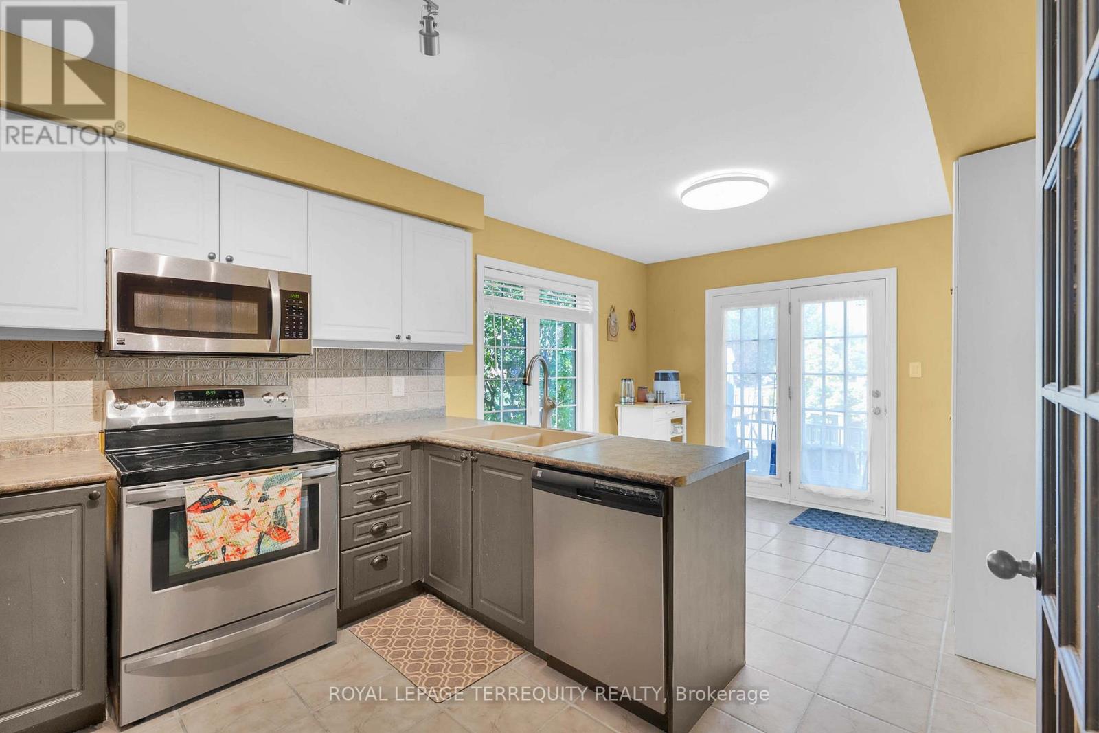 44 Iberville Road, Whitby, Ontario  L1M 1H7 - Photo 14 - E13834420