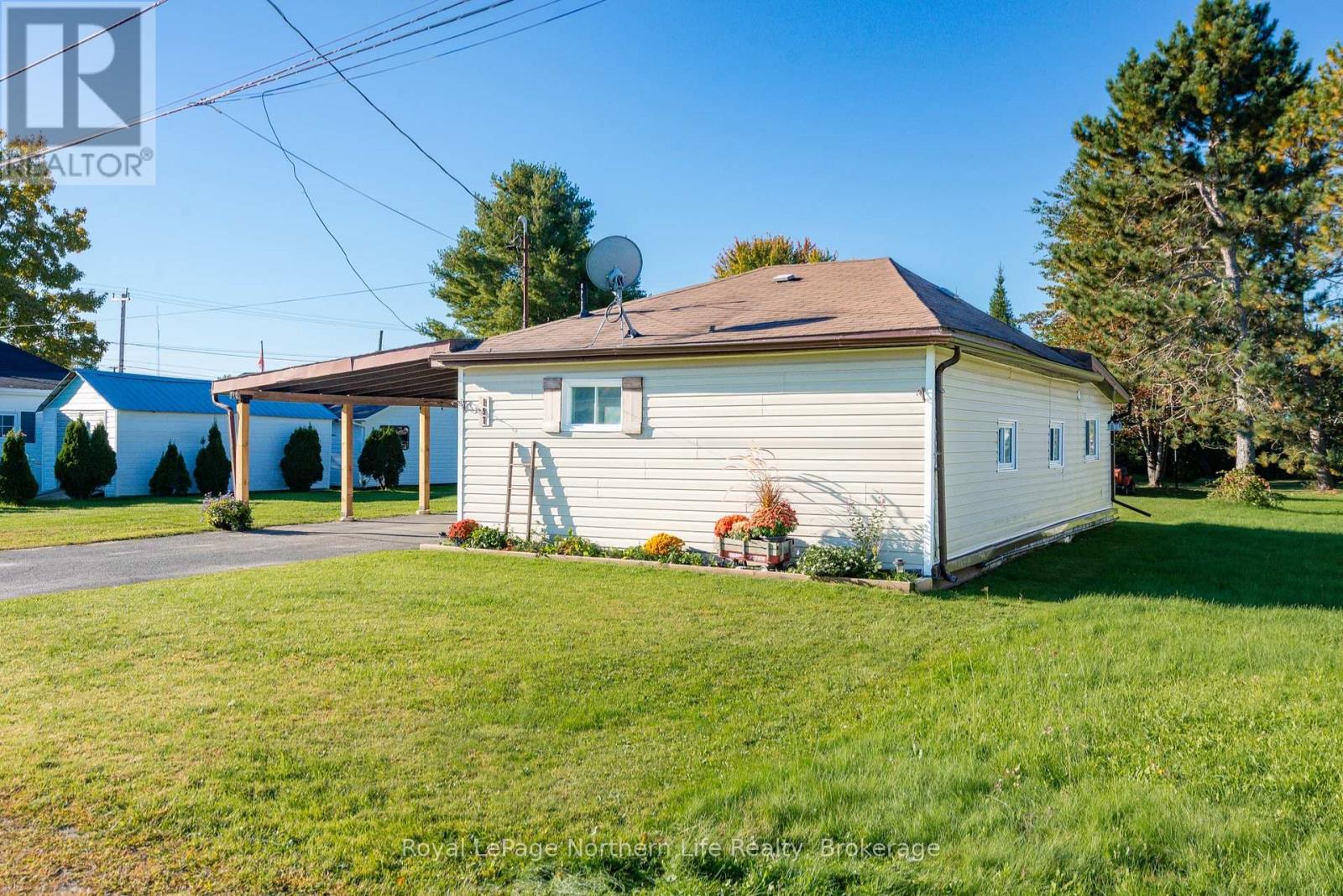 197 Montreal Street, West Nipissing, Ontario  P2B 3H4 - Photo 1 - X13834332