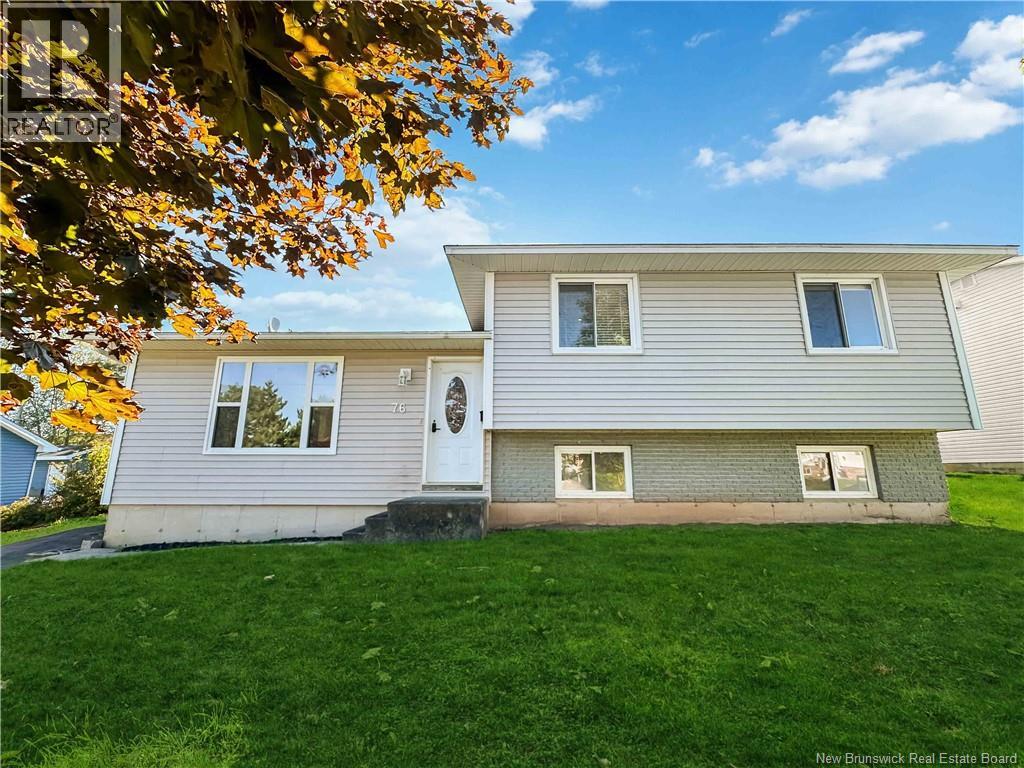 76 Briardale Drive, Moncton, New Brunswick  E1G 2B6 - Photo 1 - NB148557