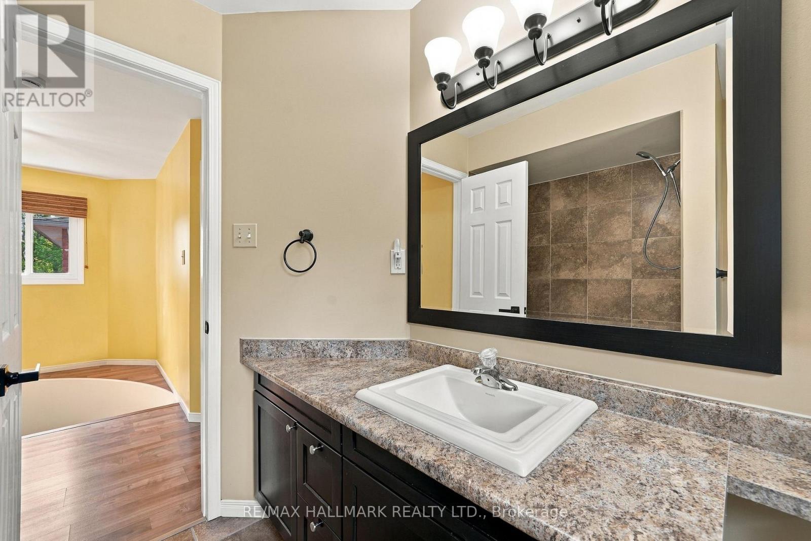 89 Crawford Rose Drive, Aurora, Ontario  L4G 4R5 - Photo 27 - N13834368