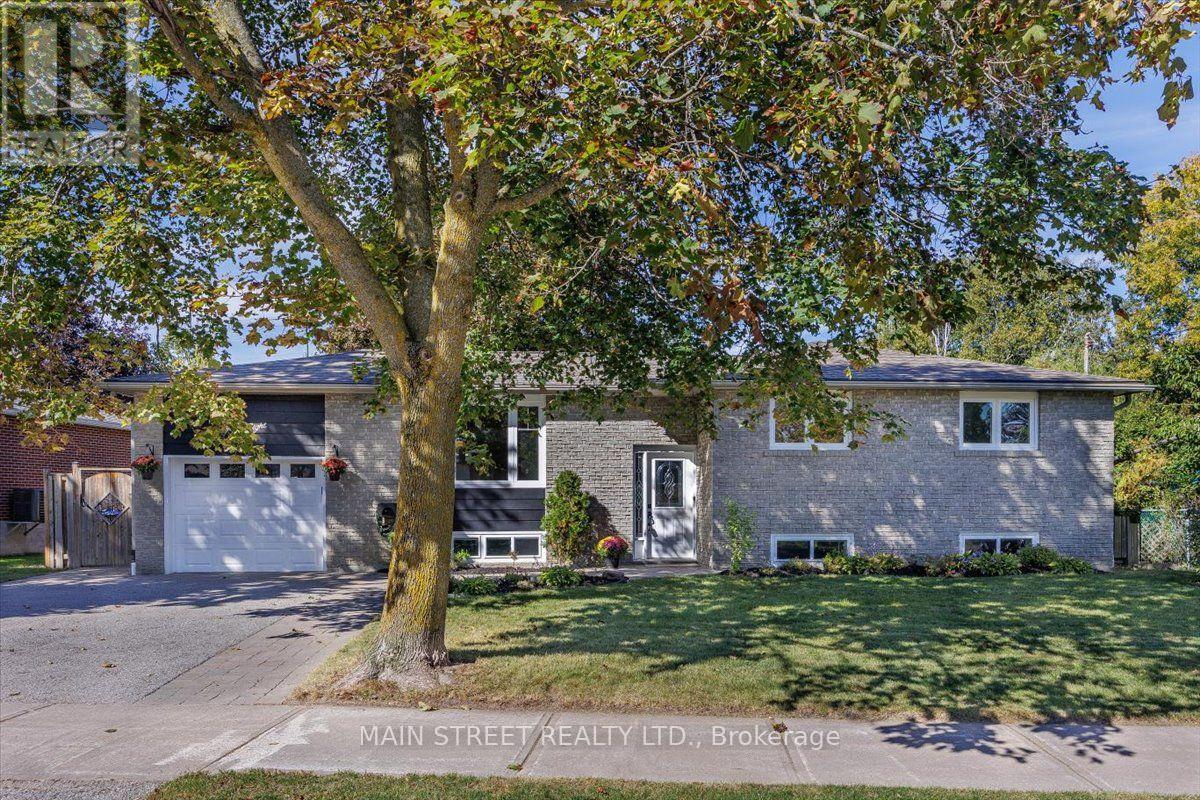38 Townsend Avenue, Bradford West Gwillimbury (Bradford), Ontario  L3Z 1Y1 - Photo 1 - N13834378