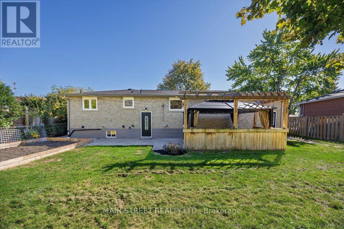 38 Townsend Avenue, Bradford West Gwillimbury (Bradford), Ontario  L3Z 1Y1 - Photo 4 - N13834378