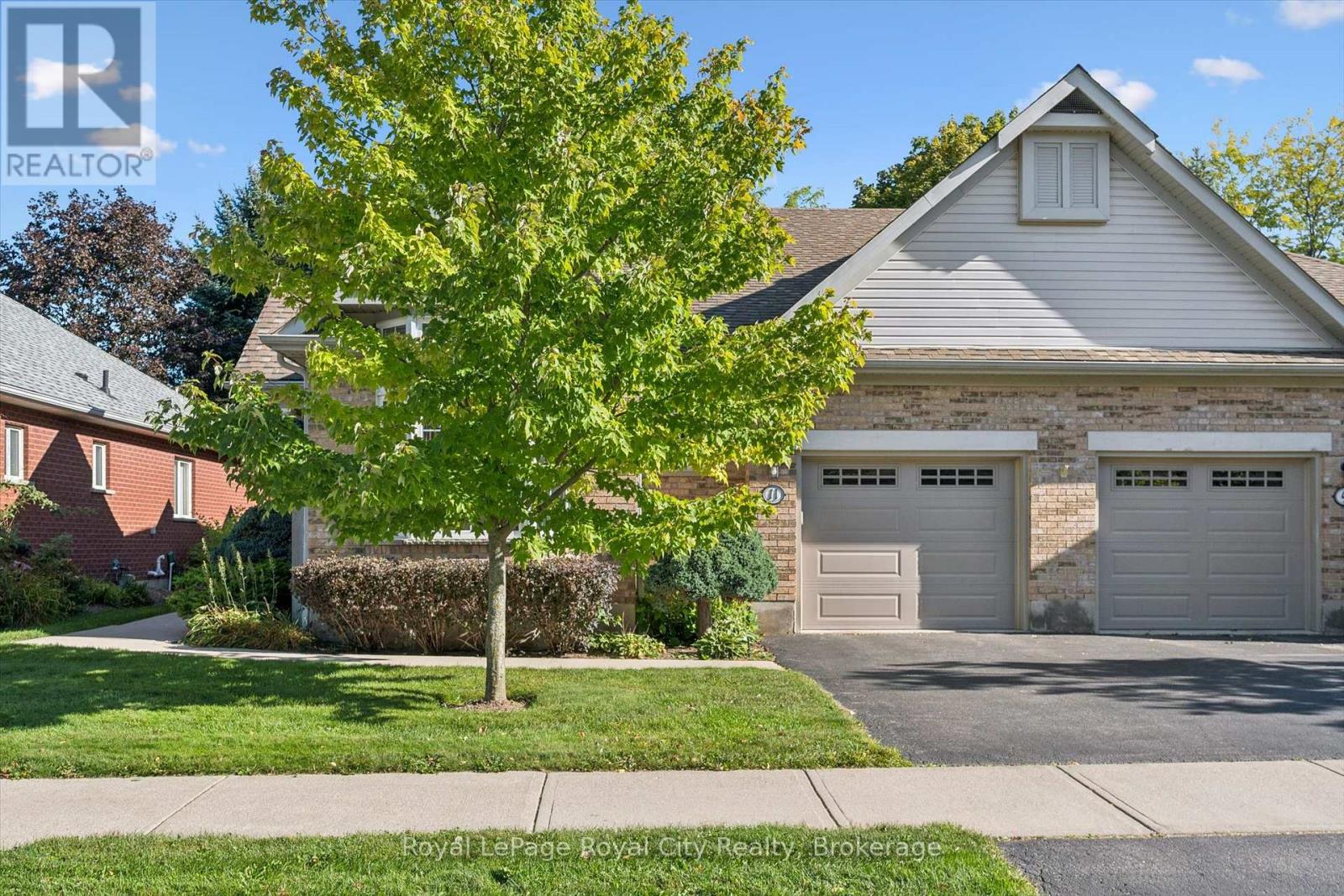 11 Honeysuckle Drive, Guelph, Ontario N1G 4X7 - Photo 2 - X13834244