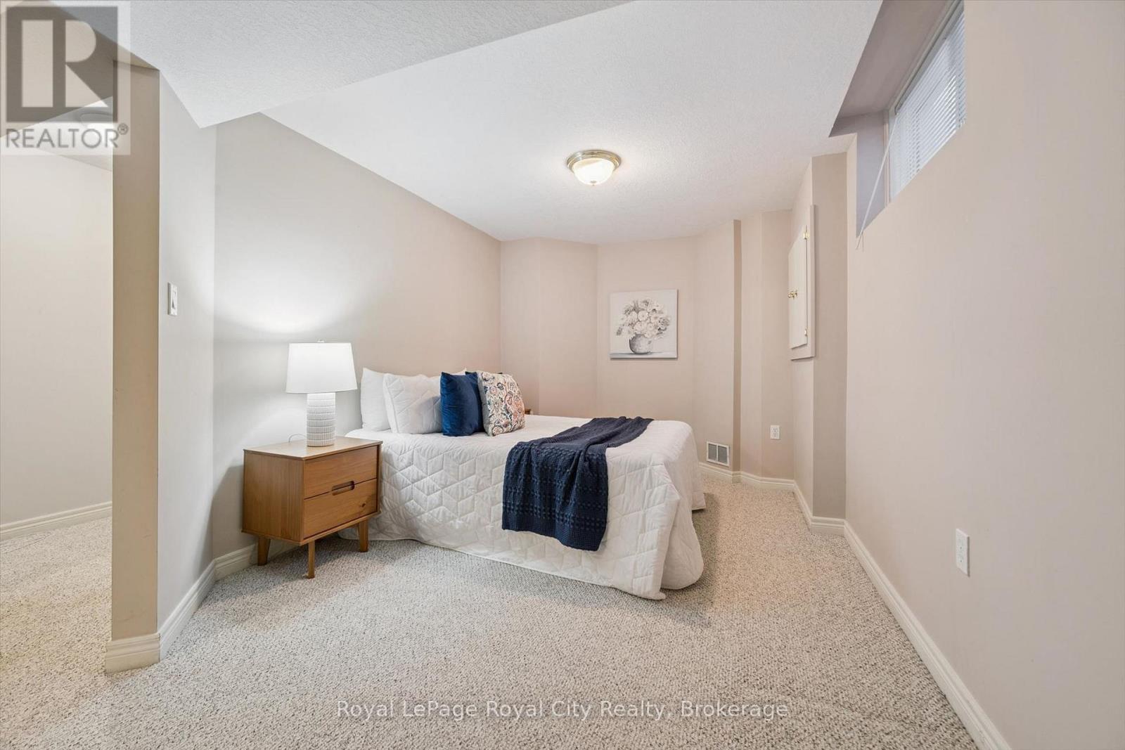 11 Honeysuckle Drive, Guelph, Ontario N1G 4X7 - Photo 33 - X13834244