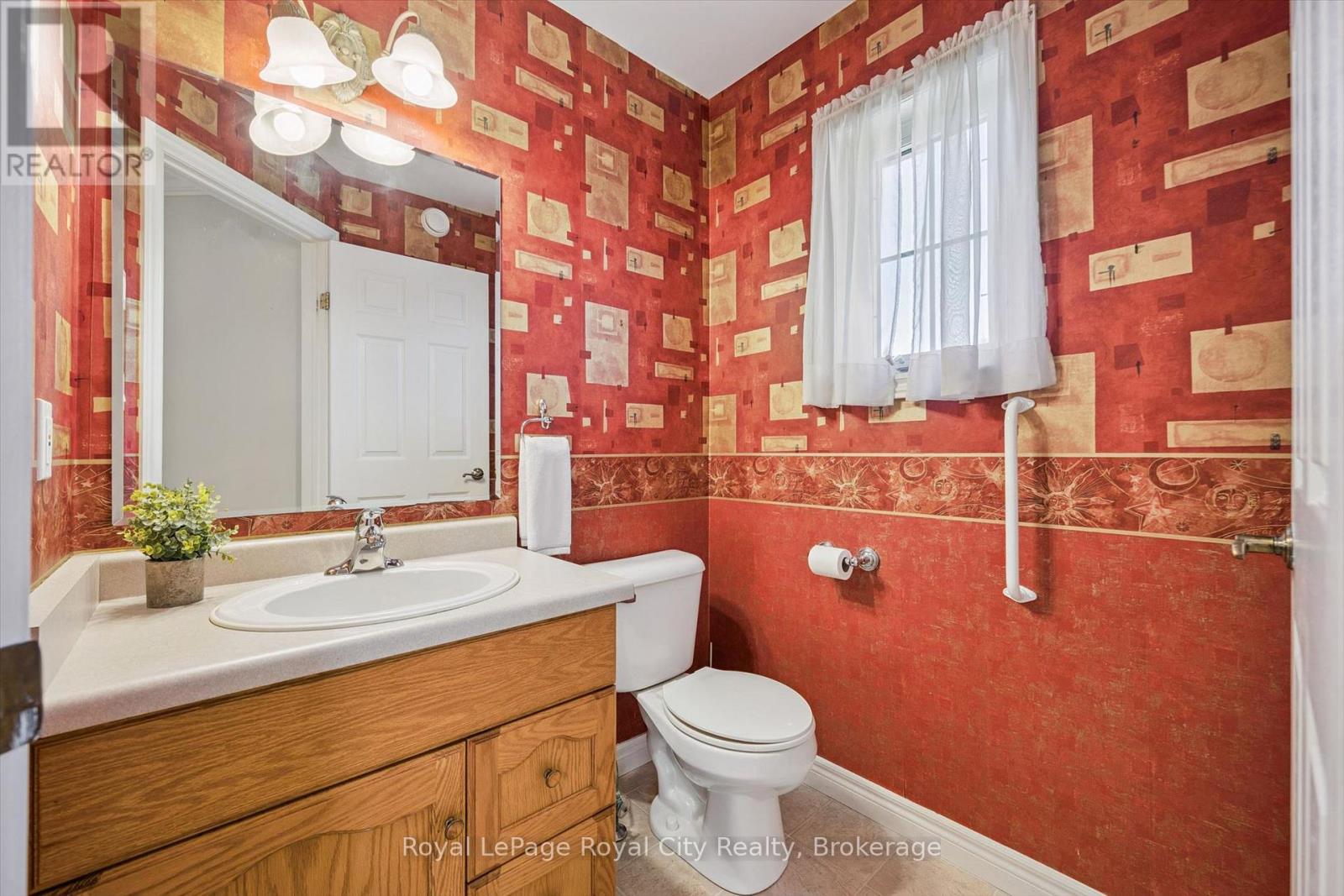 11 Honeysuckle Drive, Guelph, Ontario N1G 4X7 - Photo 9 - X13834244