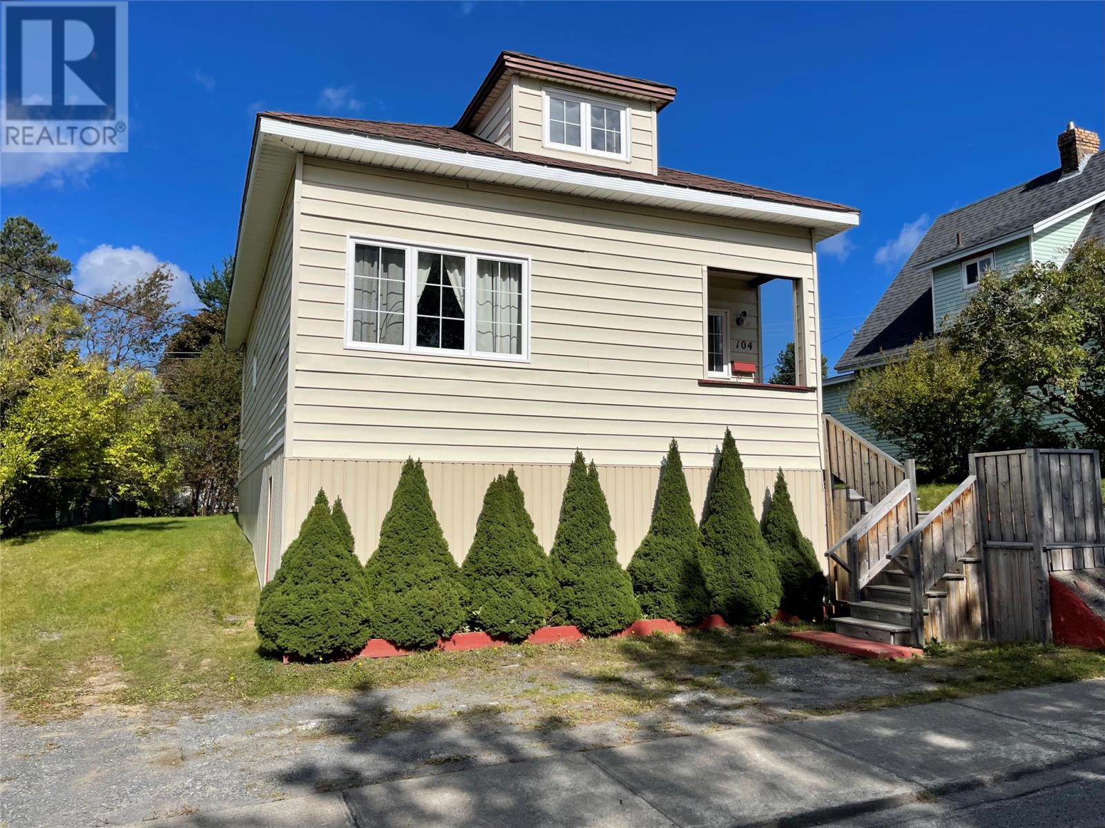 104 Lincoln Road, Grand Falls-Windsor, Newfoundland & Labrador