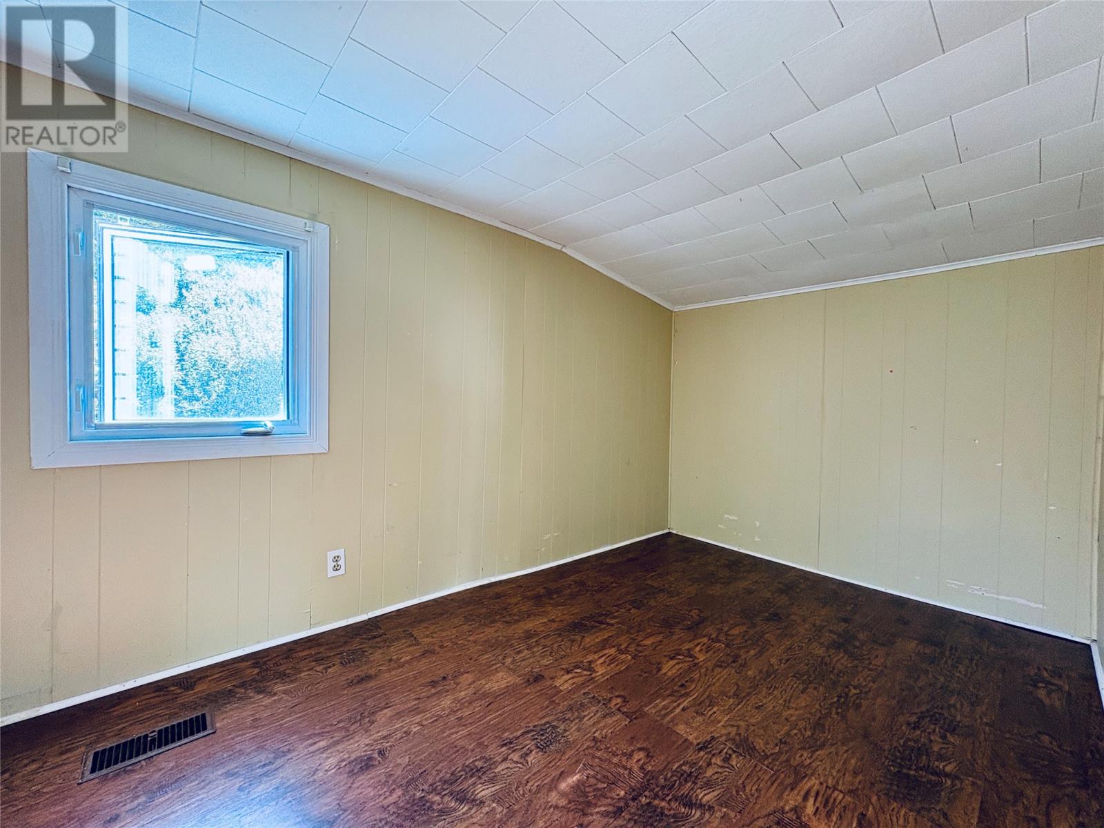 80-82 Riverside Drive, Salmon Cove — photo 16