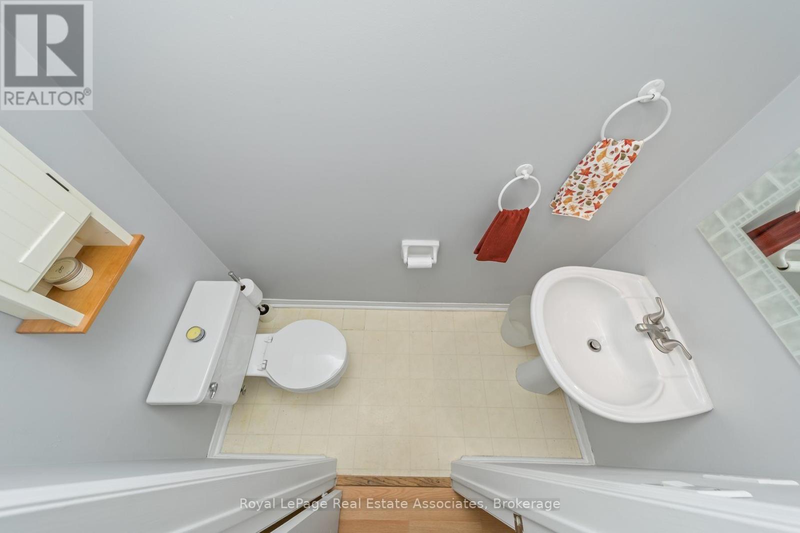 30 Stewart Maclaren Road, Halton Hills, Ontario  L7G 5L9 - Photo 13 - W13834298