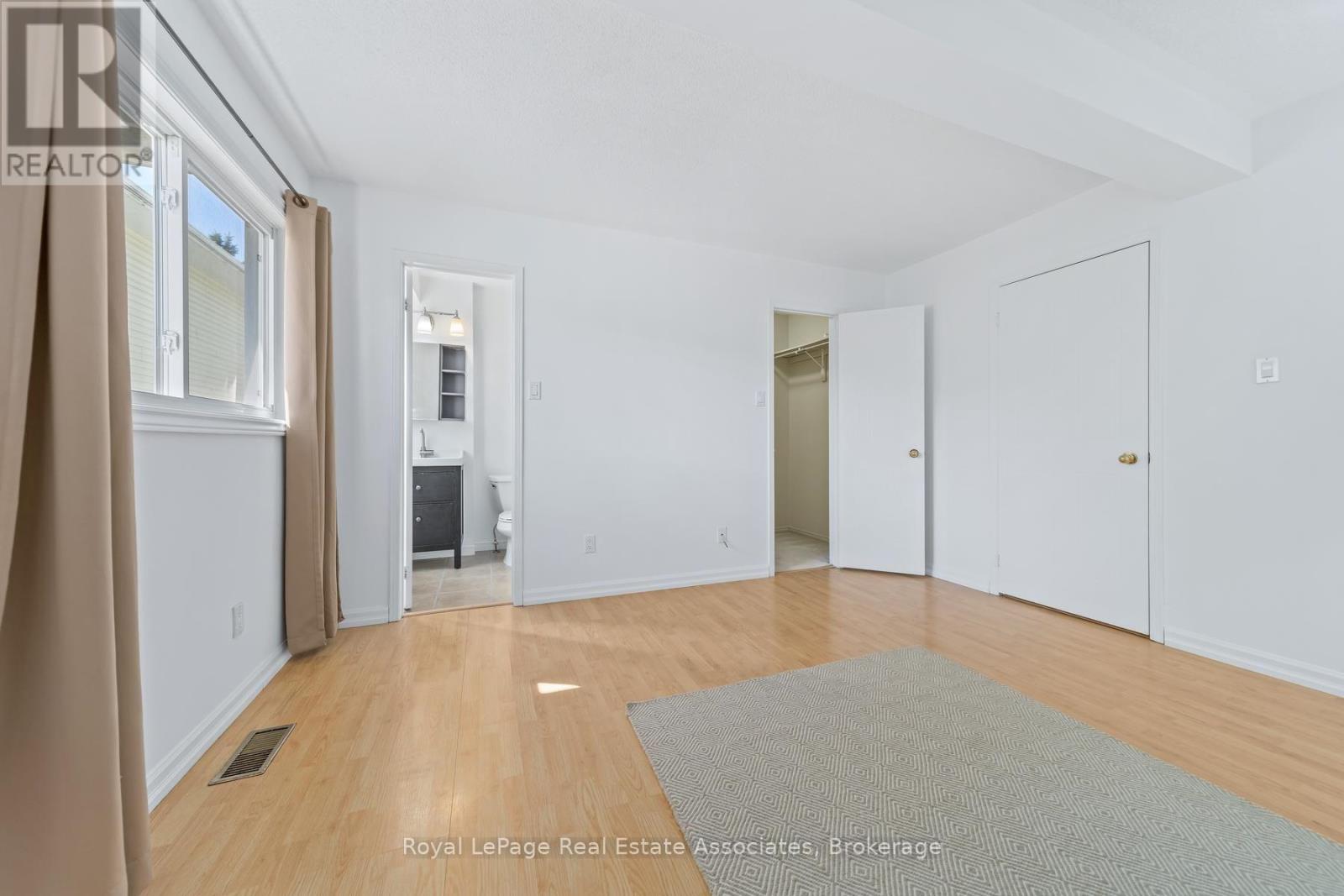 30 Stewart Maclaren Road, Halton Hills, Ontario  L7G 5L9 - Photo 16 - W13834298